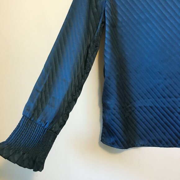 Retro 70sesque Diagonal Band Keyhole Wonda Blouse - Picture 7 of 16